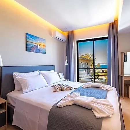 Hotel Blue Wave - Ixia